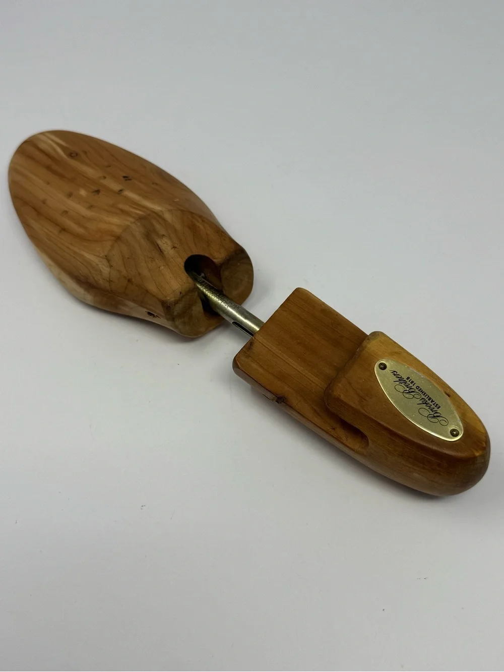 Brooks Brothers Size M Wooden Cedar Shoe Tree Toe Shaper (Right Foot Only!)